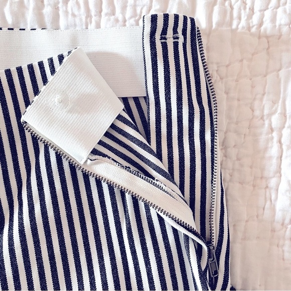 “A New Day” black and white side zip stripe crop pant. - Picture 4 of 5